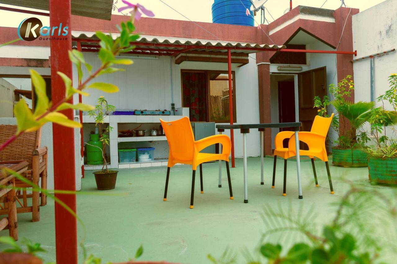 קוטונו Karls Guesthouse מראה חיצוני תמונה
