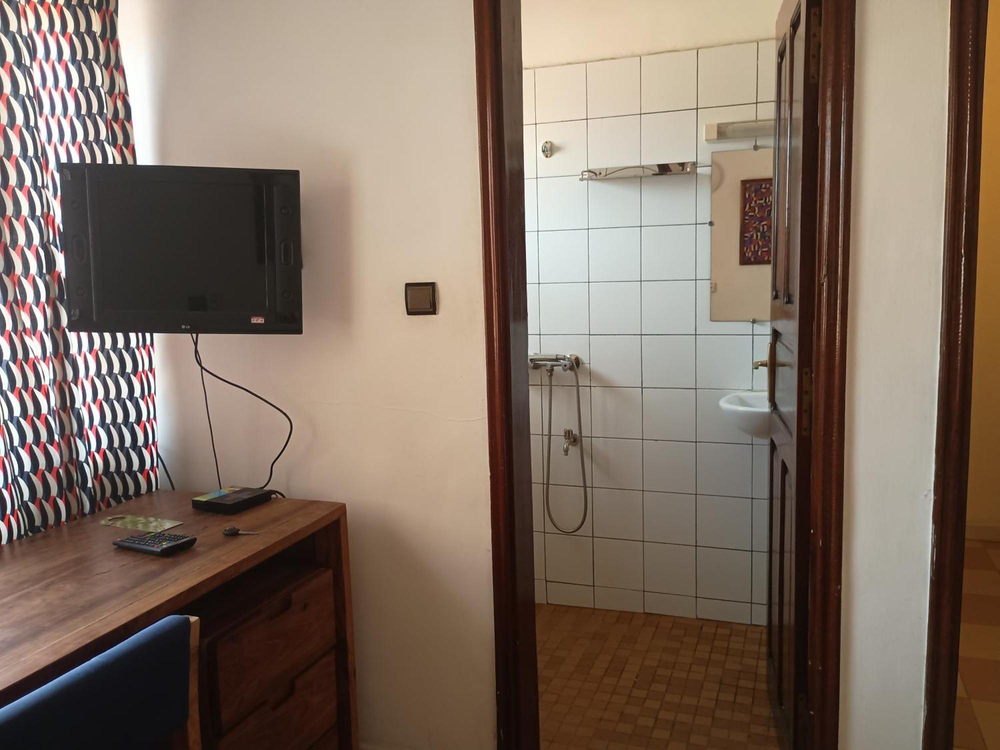 קוטונו Karls Guesthouse מראה חיצוני תמונה