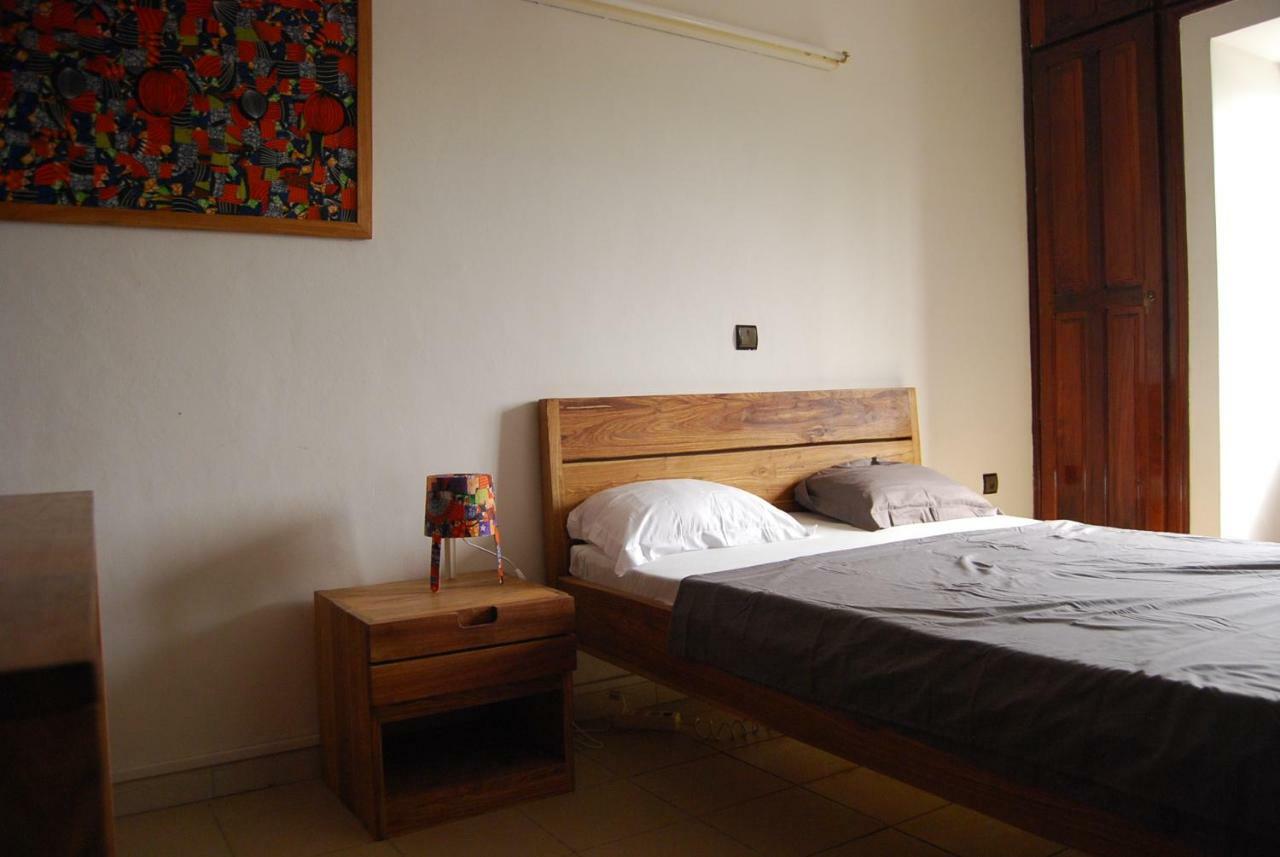 קוטונו Karls Guesthouse מראה חיצוני תמונה